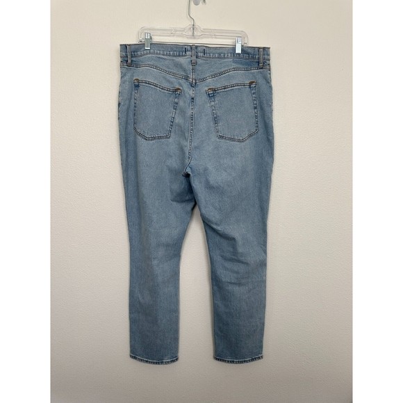 Abercrombie Curve Love 90's Slim Straight Ultra High Rise Jeans Light Wash Sz 34 - Picture 6 of 6